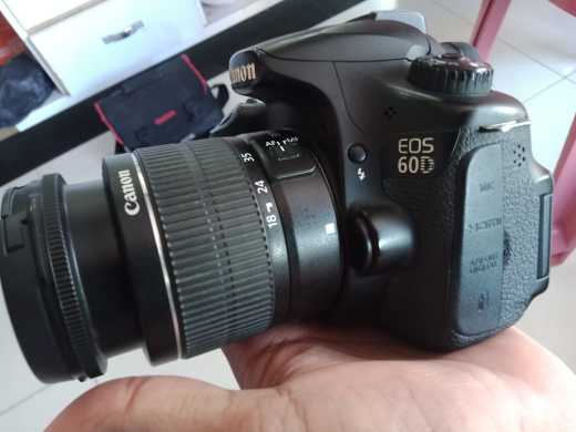 DSLR camera.. in Pakistan - Free Business Listing
