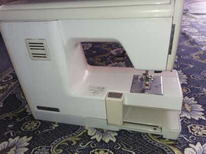 sewing machine.. in Taunsa - Free Business Listing
